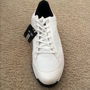 NEW Adidas White Athletic Golf Shoes with Textured Upper and Low-Top Design